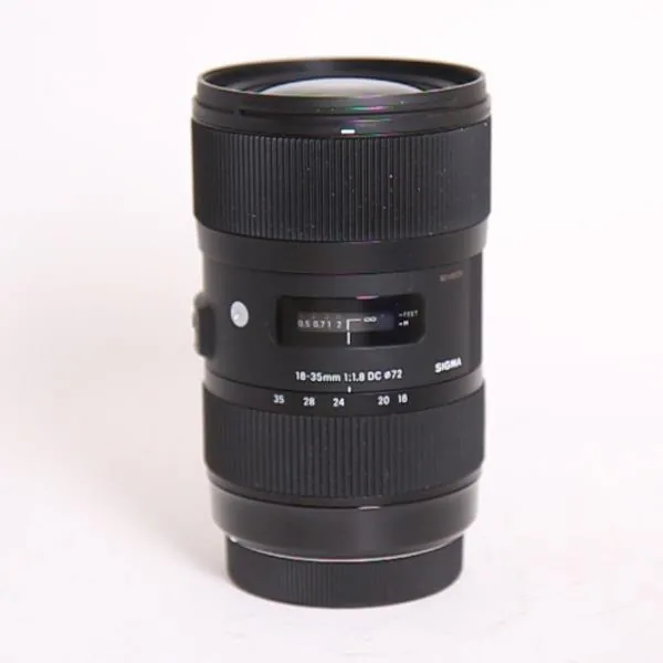 Sigma 18-35mm f/1.8 EF